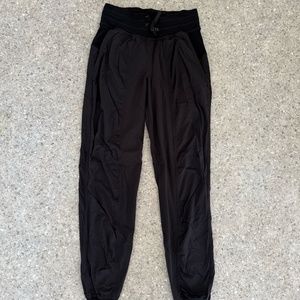Lululemon Dance Studio Jogger  Size 2